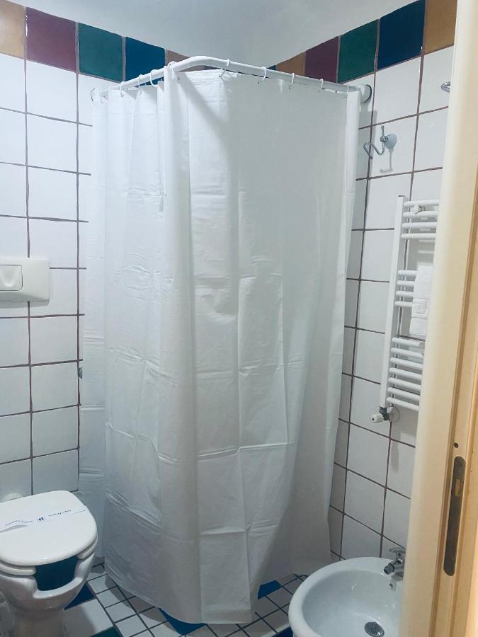 B&B Conte Cavour ナポリ エクステリア 写真