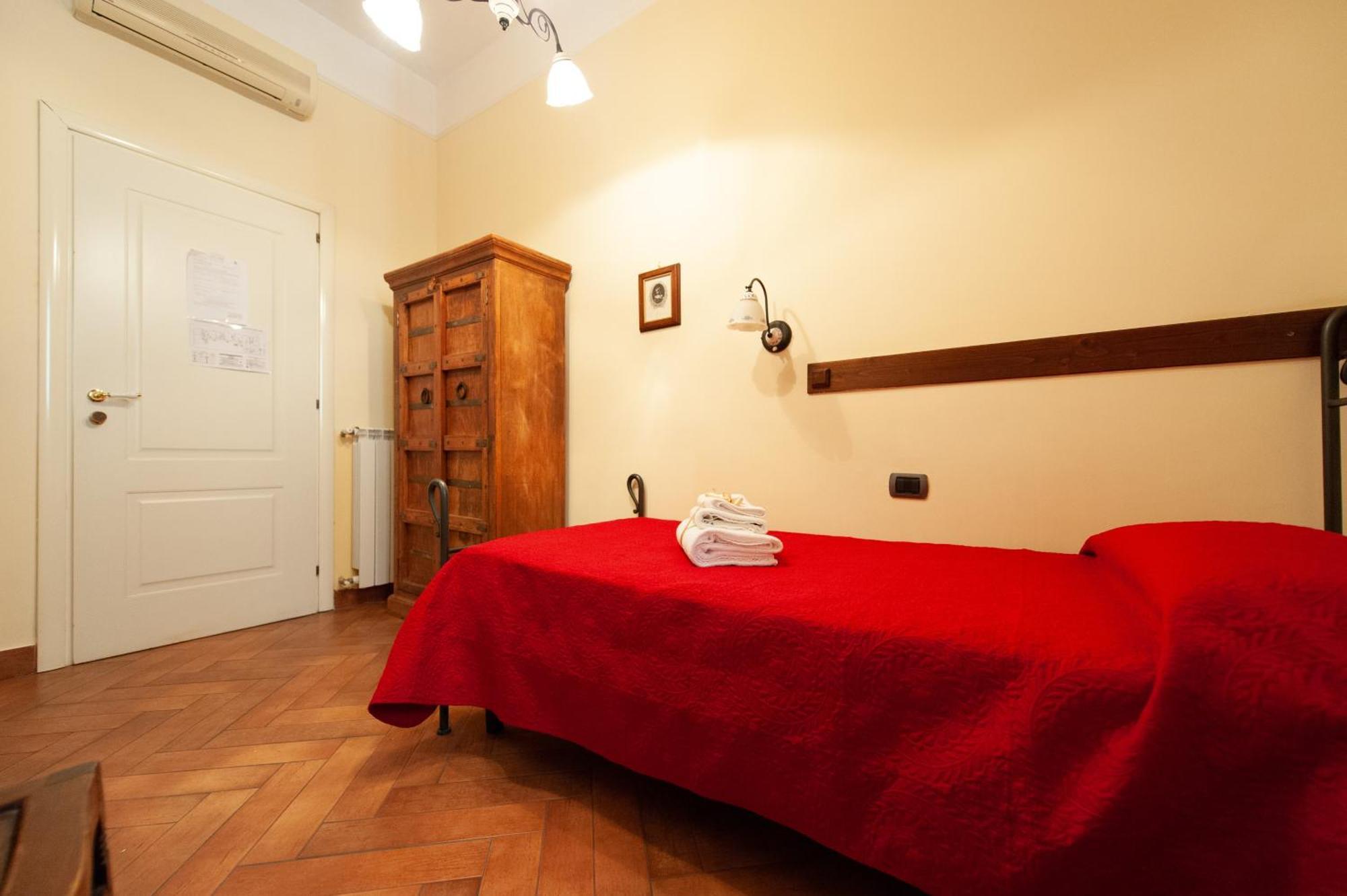 B&B Conte Cavour ナポリ エクステリア 写真
