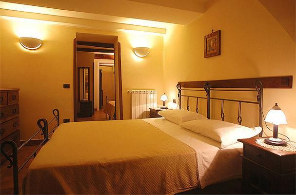 B&B Conte Cavour ナポリ エクステリア 写真