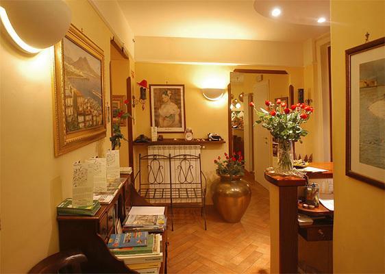 B&B Conte Cavour ナポリ エクステリア 写真